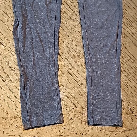 Bump start gray maternity leggings S by Motherhood Maternity - Picture 4 of 11